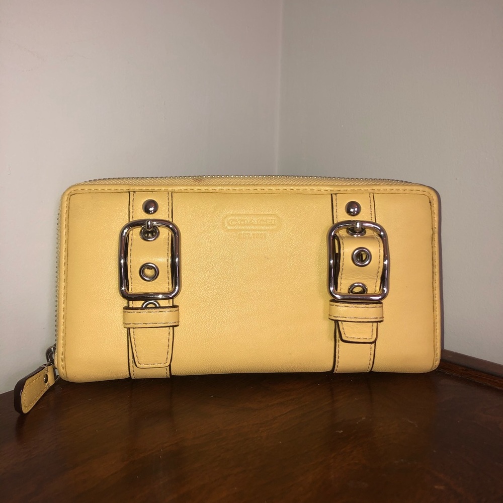 Coach Wallet - Picture 2 of 6
